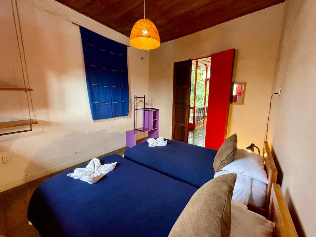 Hostal Tralala Salento Bagian luar foto