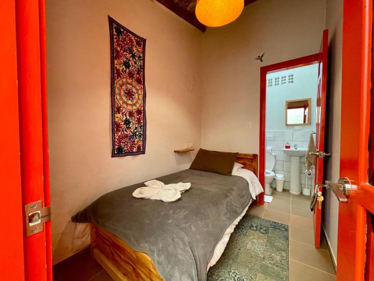 Hostal Tralala Salento Bagian luar foto