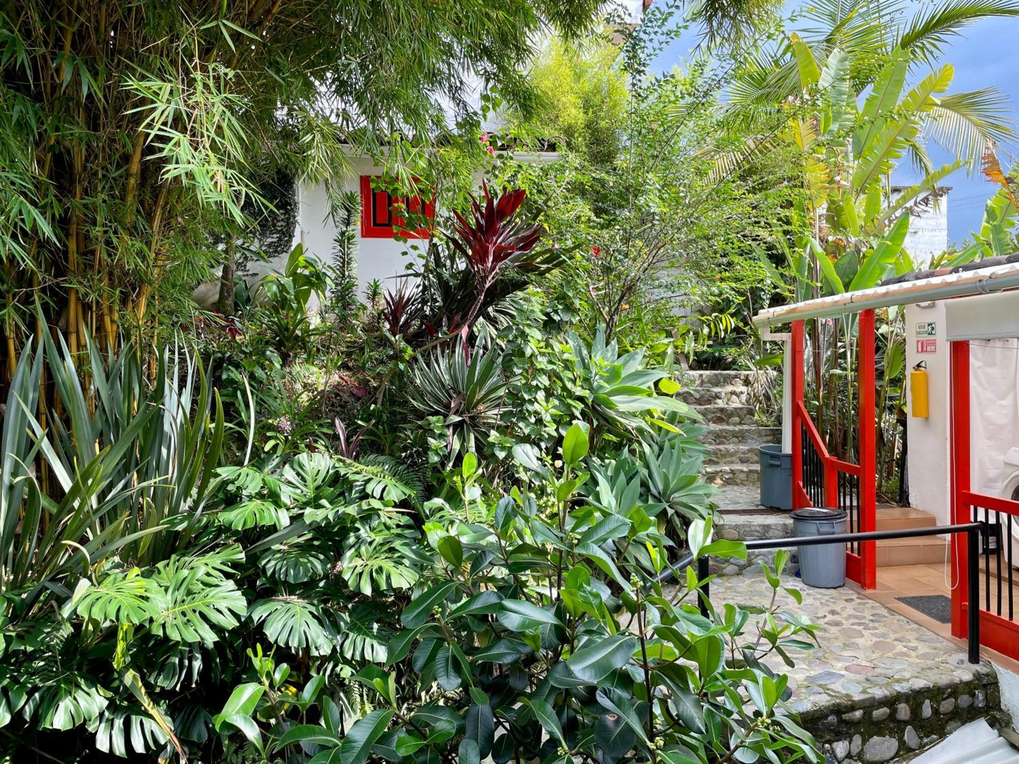 Hostal Tralala Salento Bagian luar foto